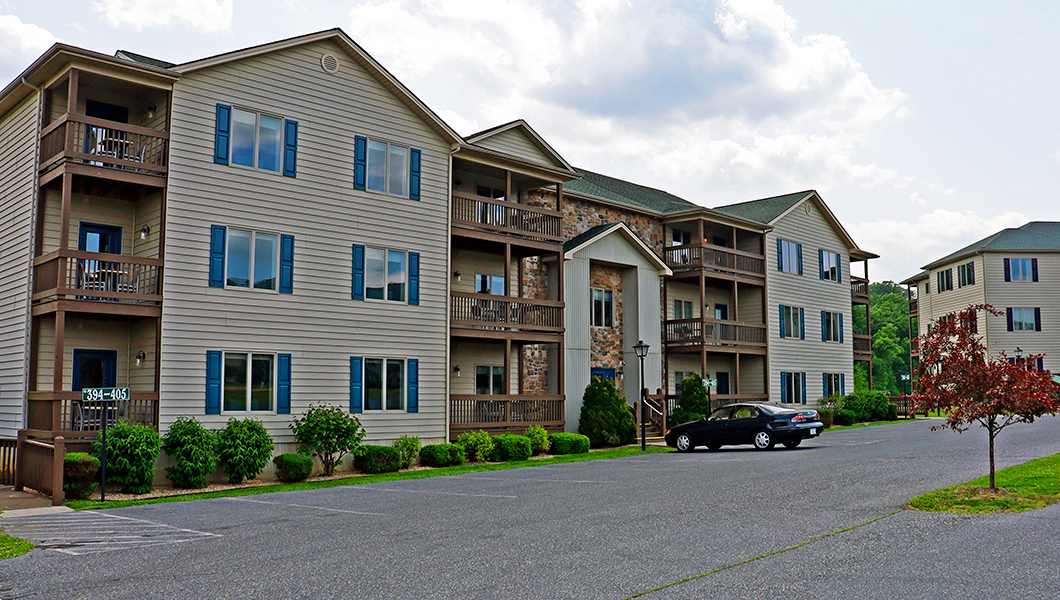 Woodstone Casa Condo Building View