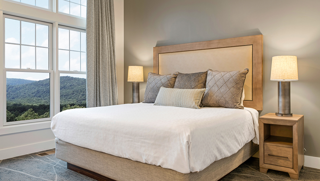A Regal Vista condo bedroom